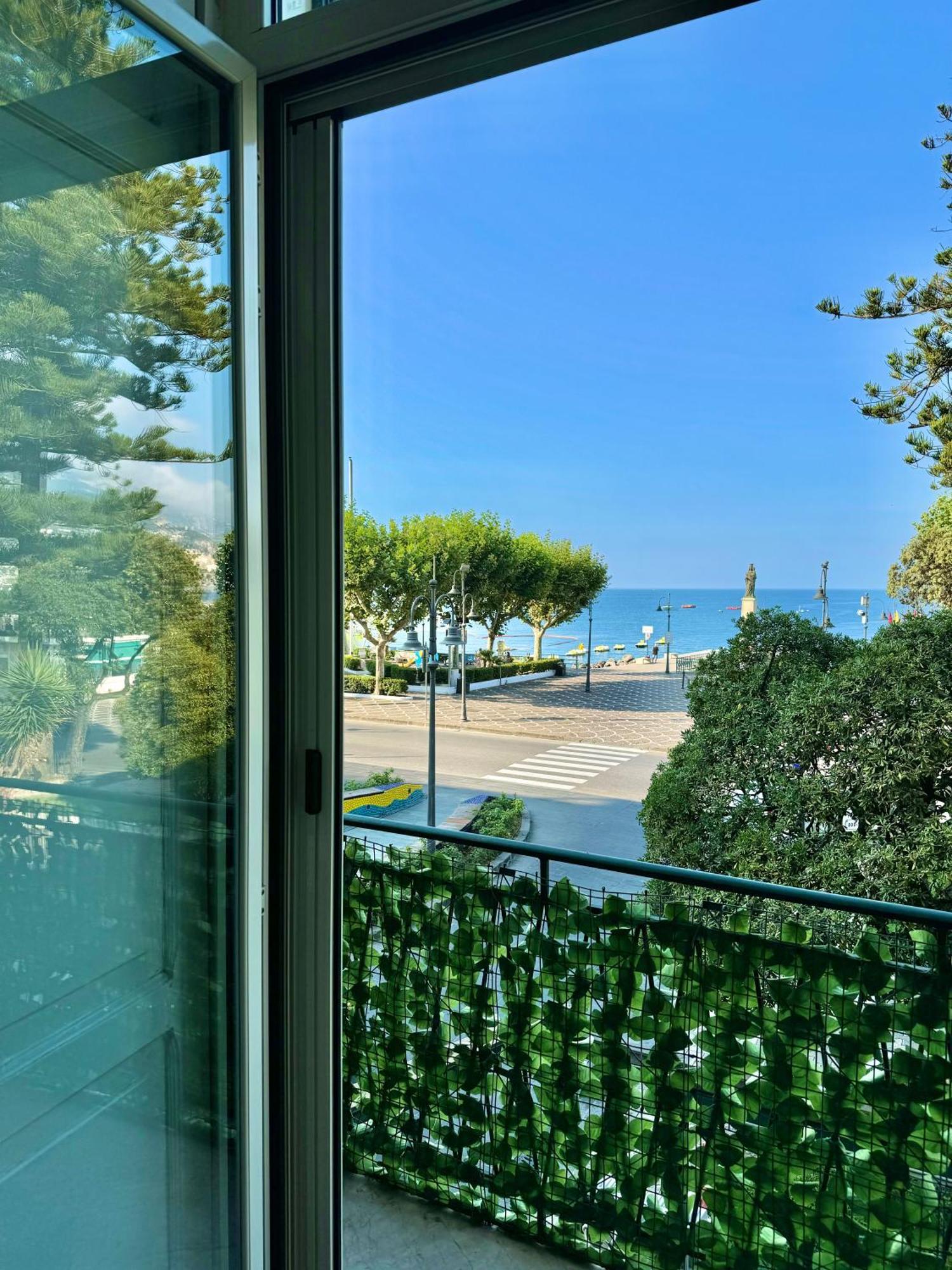 Uno Sguardo Sul Mare Villa Maiori Eksteriør bilde